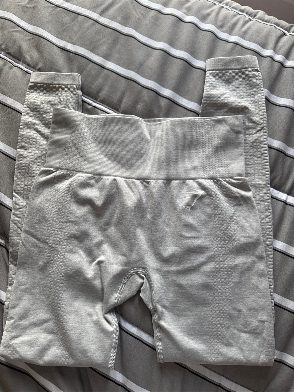 GYM SHARK Light Gray Leggings